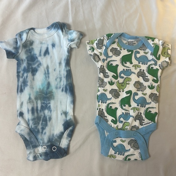 GAP + 3 piece newborn baby outfit/set - Picture 2 of 7